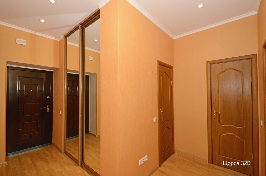Apartments In The Center Of Pechersk Kyiv Exterior photo